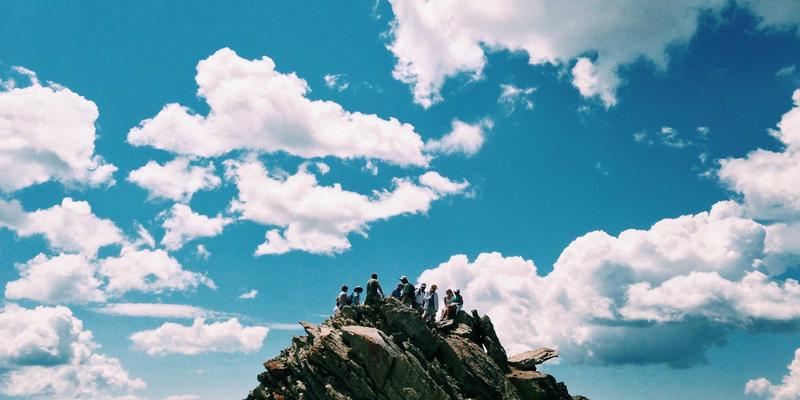 当技术遇见温情：基于JGACD的联邦学习如何治愈应用程序的通信成本之痛